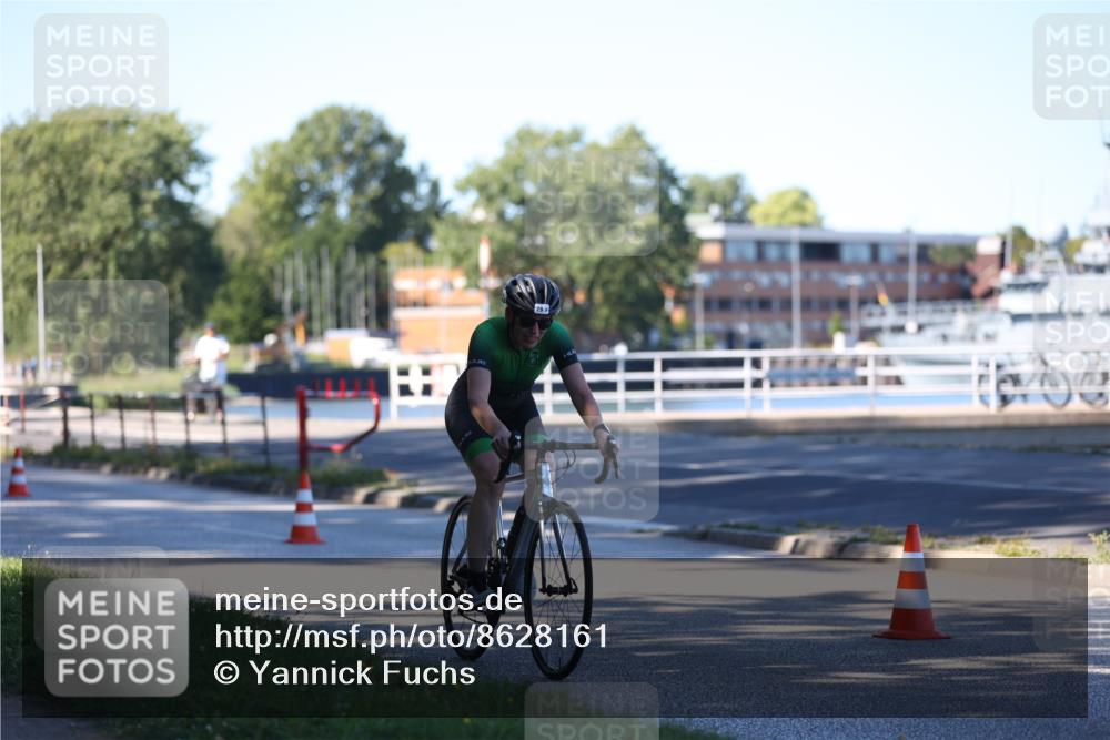 17.08.2025 - KN Förde Triathlon 2025 Yannick Fuchs http://msf.ph/oto/8628161 17.08.2025 15:05:38 Radfahren 19, 29, 20 meine-sportfotos.de