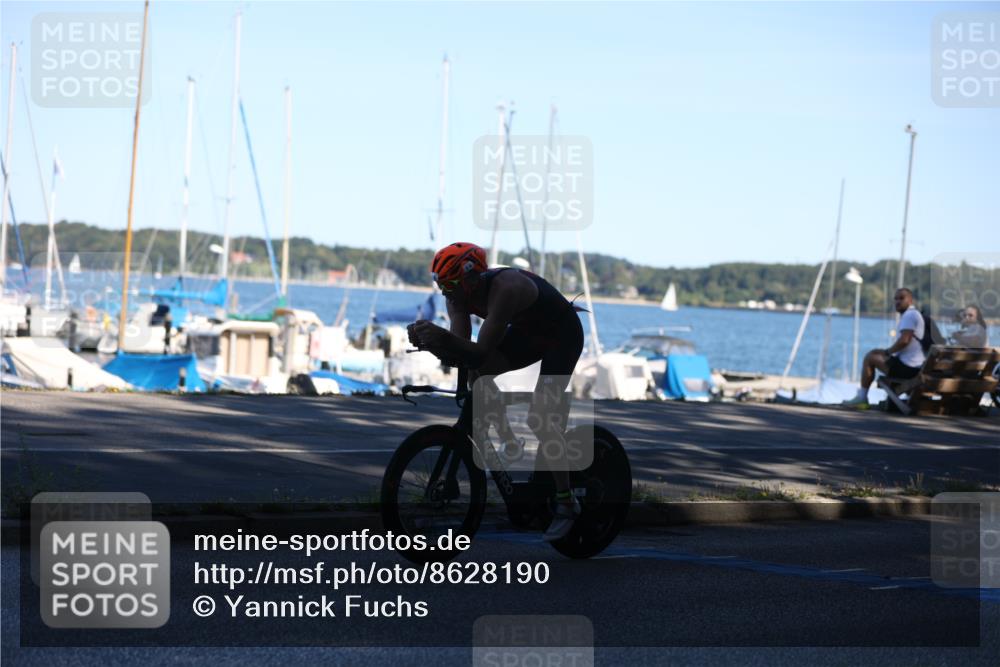 17.08.2025 - KN Förde Triathlon 2025 Yannick Fuchs http://msf.ph/oto/8628190 17.08.2025 15:19:17 Radfahren 2, 16 meine-sportfotos.de