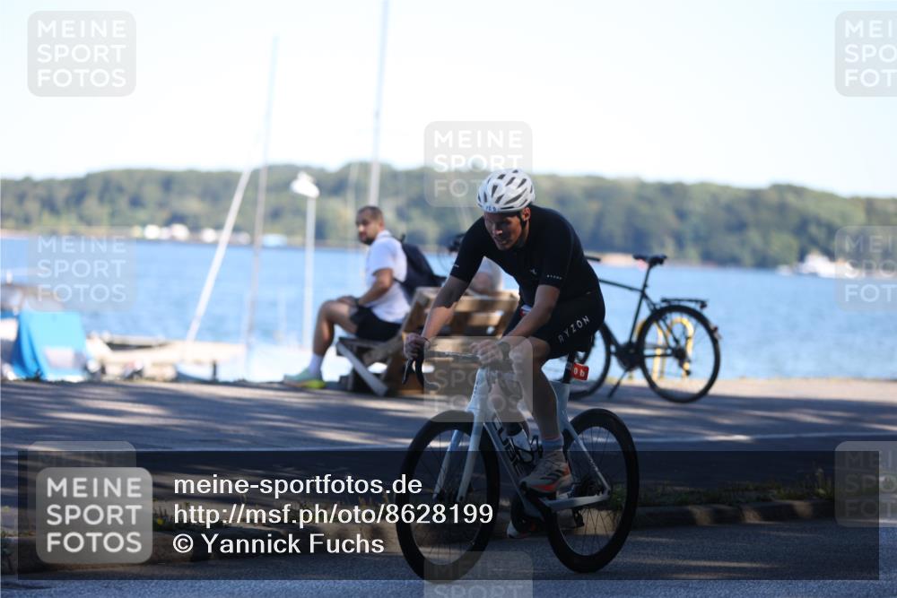 17.08.2025 - KN Förde Triathlon 2025 Yannick Fuchs http://msf.ph/oto/8628199 17.08.2025 15:19:30 Radfahren 10 meine-sportfotos.de