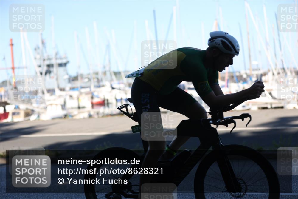 17.08.2025 - KN Förde Triathlon 2025 Yannick Fuchs http://msf.ph/oto/8628321 17.08.2025 15:26:17 Radfahren 13, 31, 33 meine-sportfotos.de