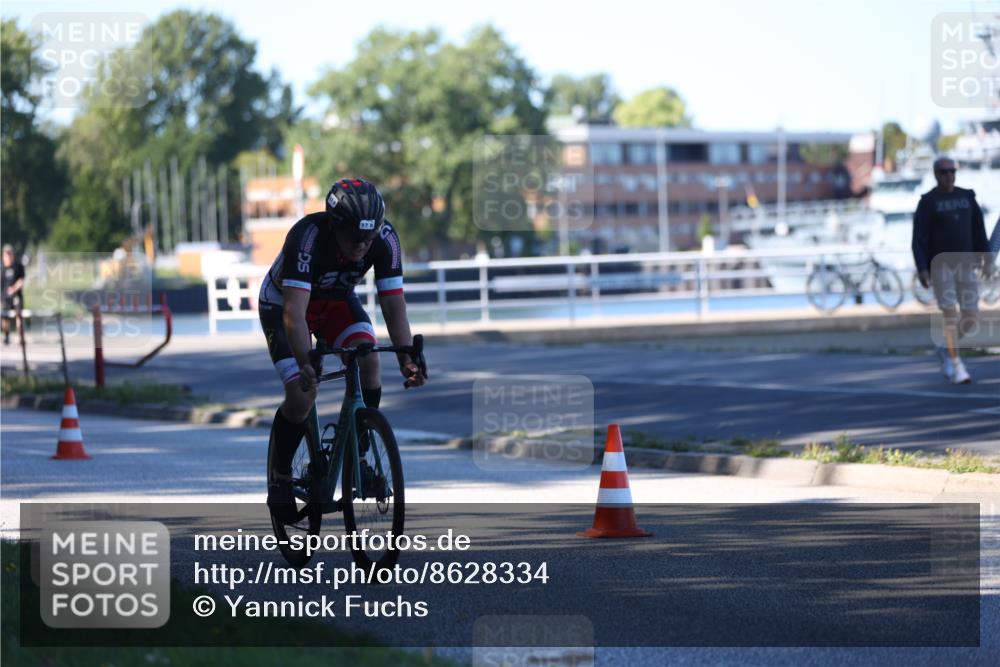 17.08.2025 - KN Förde Triathlon 2025 Yannick Fuchs http://msf.ph/oto/8628334 17.08.2025 15:26:51 Radfahren 17, 32 meine-sportfotos.de