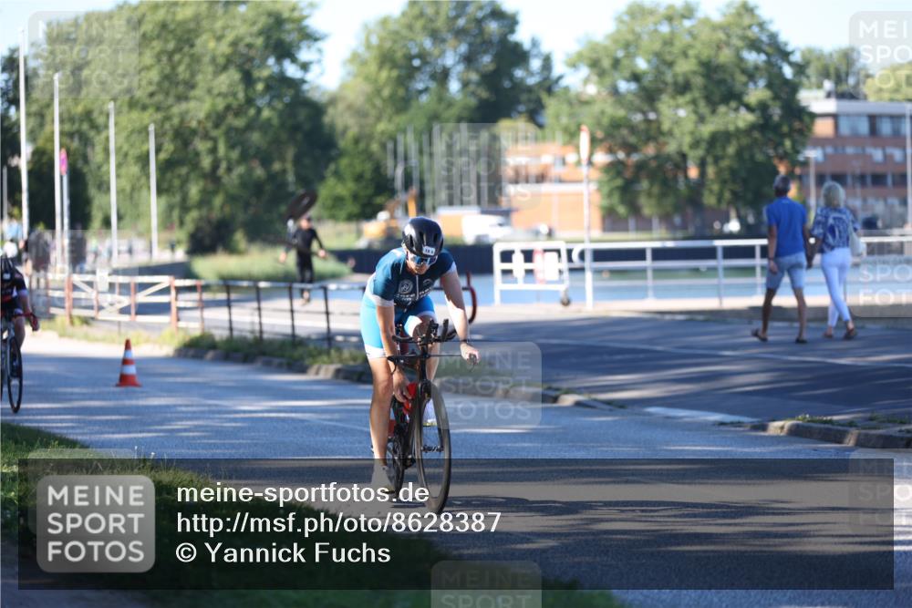 17.08.2025 - KN Förde Triathlon 2025 Yannick Fuchs http://msf.ph/oto/8628387 17.08.2025 15:31:44 Radfahren 18, 27 meine-sportfotos.de