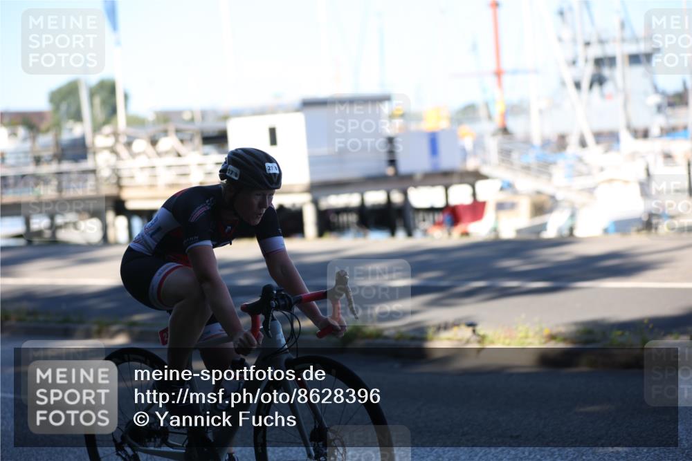 17.08.2025 - KN Förde Triathlon 2025 Yannick Fuchs http://msf.ph/oto/8628396 17.08.2025 15:31:47 Radfahren 18, 27, 30 meine-sportfotos.de