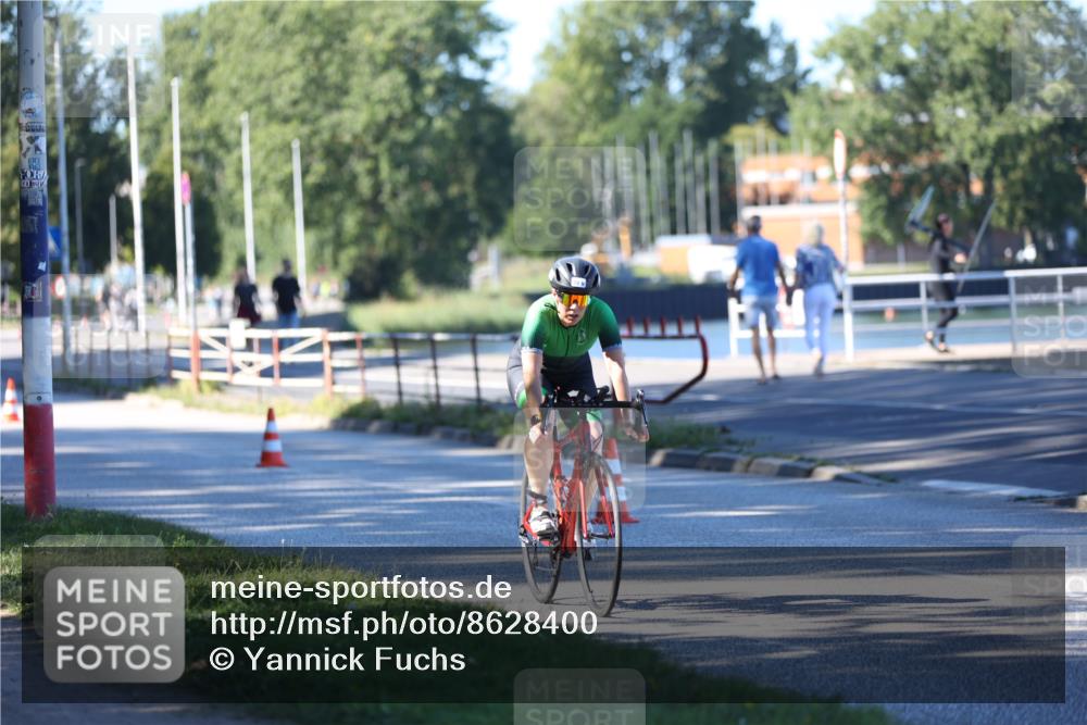 17.08.2025 - KN Förde Triathlon 2025 Yannick Fuchs http://msf.ph/oto/8628400 17.08.2025 15:31:54 Radfahren 30, 18, 27 meine-sportfotos.de