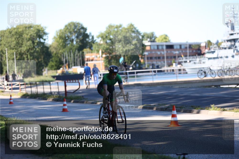 17.08.2025 - KN Förde Triathlon 2025 Yannick Fuchs http://msf.ph/oto/8628401 17.08.2025 15:31:54 Radfahren 30, 18, 27 meine-sportfotos.de