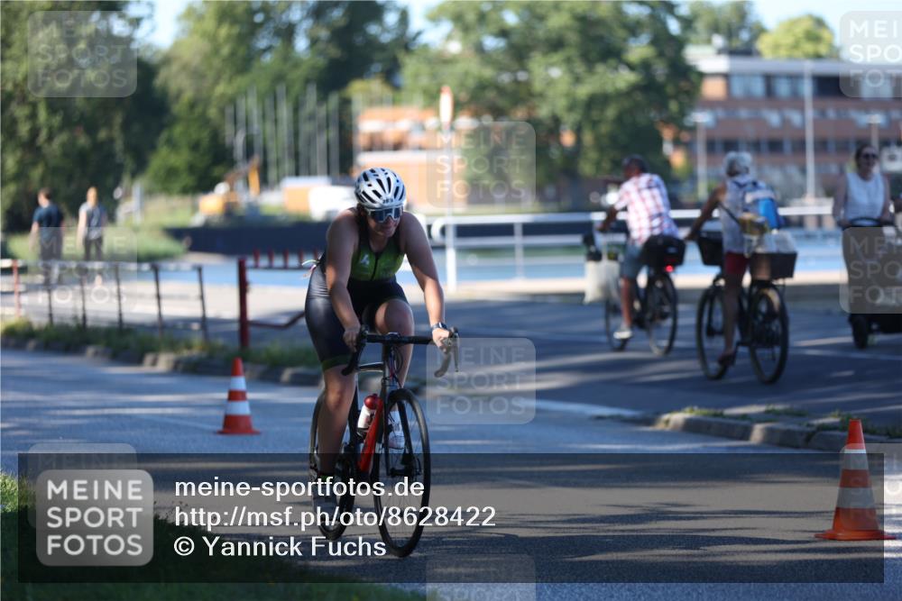 17.08.2025 - KN Förde Triathlon 2025 Yannick Fuchs http://msf.ph/oto/8628422 17.08.2025 15:34:05 Radfahren 21, 28 meine-sportfotos.de