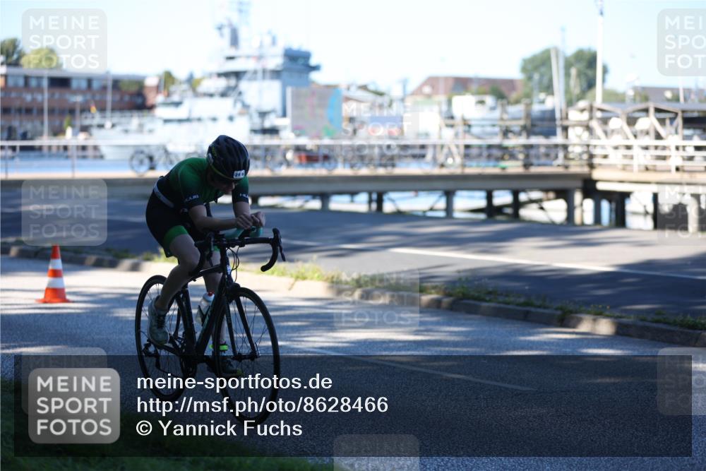 17.08.2025 - KN Förde Triathlon 2025 Yannick Fuchs http://msf.ph/oto/8628466 17.08.2025 15:34:51 Radfahren 26, 29, 20, 34 meine-sportfotos.de