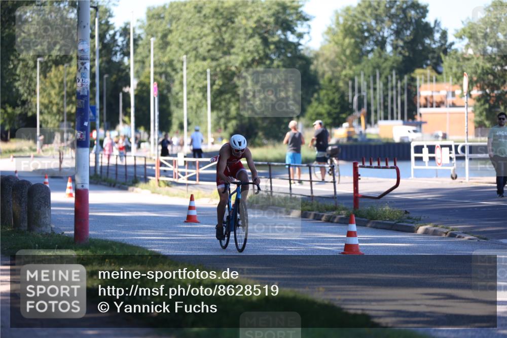 17.08.2025 - KN Förde Triathlon 2025 Yannick Fuchs http://msf.ph/oto/8628519 17.08.2025 15:41:41 Radfahren 16 meine-sportfotos.de