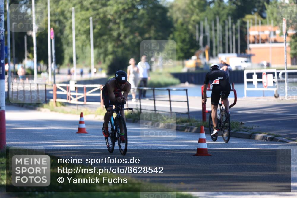 17.08.2025 - KN Förde Triathlon 2025 Yannick Fuchs http://msf.ph/oto/8628542 17.08.2025 15:45:08 Radfahren 2, 10 meine-sportfotos.de