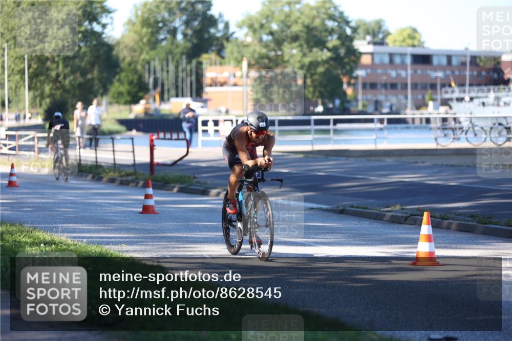 17.08.2025 - KN Förde Triathlon 2025 Yannick Fuchs http://msf.ph/oto/8628545 17.08.2025 15:45:09 Radfahren 2, 10 meine-sportfotos.de