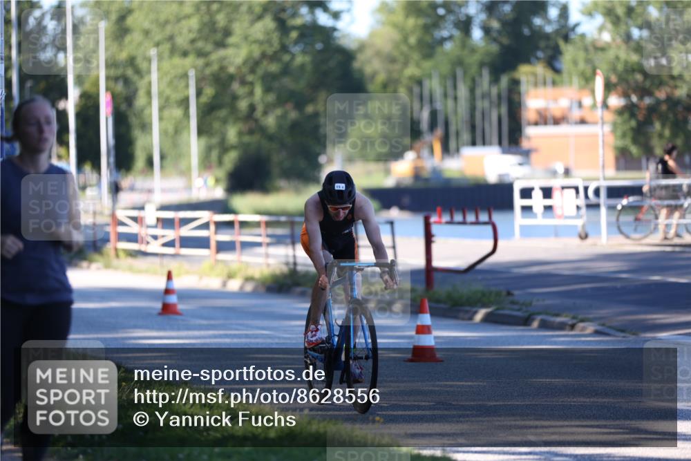 17.08.2025 - KN Förde Triathlon 2025 Yannick Fuchs http://msf.ph/oto/8628556 17.08.2025 15:47:31 Radfahren 15 meine-sportfotos.de