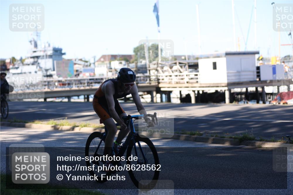 17.08.2025 - KN Förde Triathlon 2025 Yannick Fuchs http://msf.ph/oto/8628562 17.08.2025 15:47:32 Radfahren 12, 15 meine-sportfotos.de