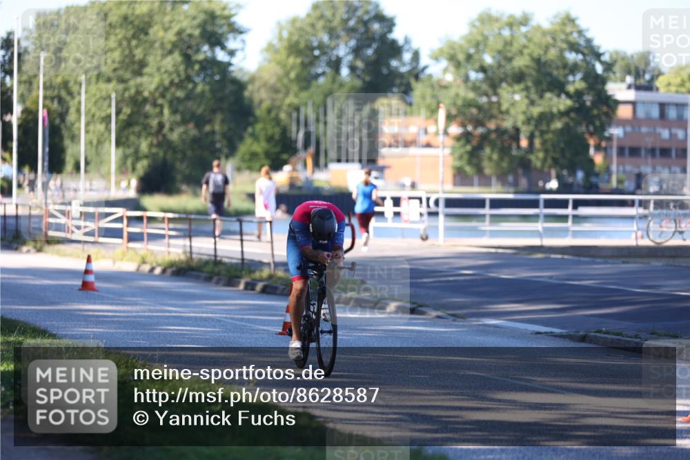 17.08.2025 - KN Förde Triathlon 2025 Yannick Fuchs http://msf.ph/oto/8628587 17.08.2025 15:50:24 Radfahren 8 meine-sportfotos.de