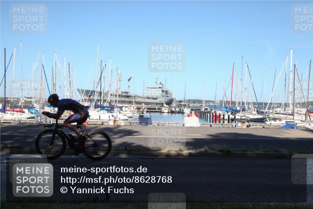 17.08.2025 - KN Förde Triathlon 2025 Yannick Fuchs http://msf.ph/oto/8628768 17.08.2025 15:43:06 Radfahren  meine-sportfotos.de