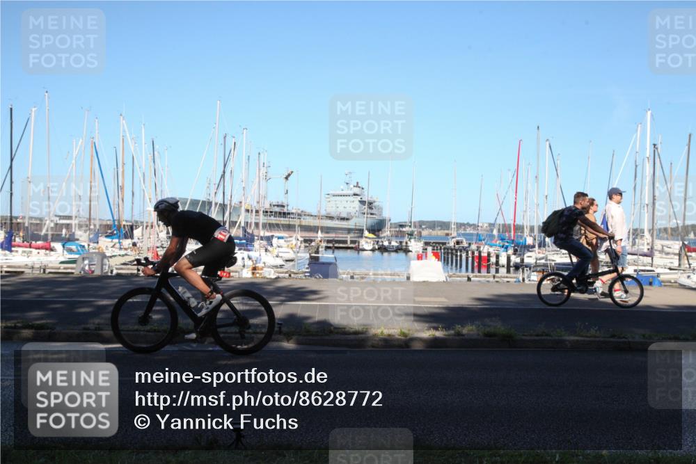 17.08.2025 - KN Förde Triathlon 2025 Yannick Fuchs http://msf.ph/oto/8628772 17.08.2025 15:45:06 Radfahren  meine-sportfotos.de