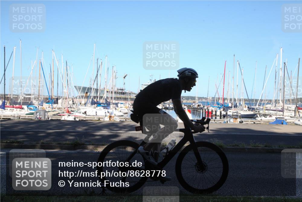 17.08.2025 - KN Förde Triathlon 2025 Yannick Fuchs http://msf.ph/oto/8628778 17.08.2025 15:46:37 Radfahren  meine-sportfotos.de