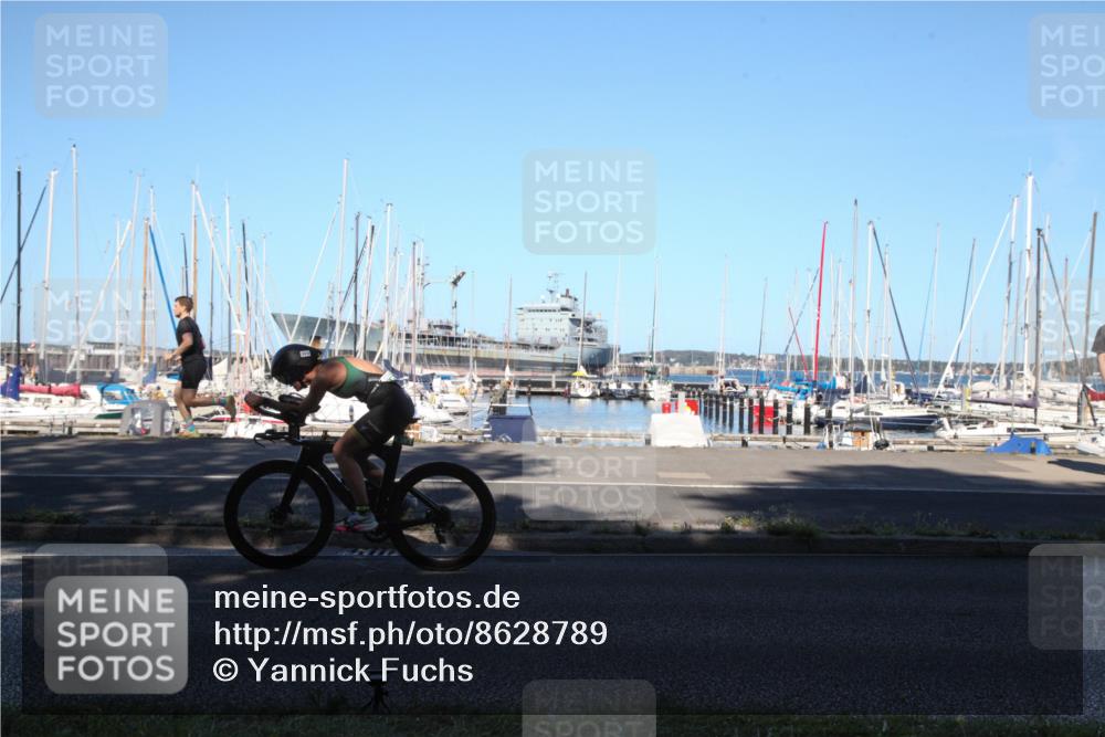 17.08.2025 - KN Förde Triathlon 2025 Yannick Fuchs http://msf.ph/oto/8628789 17.08.2025 15:49:35 Radfahren  meine-sportfotos.de