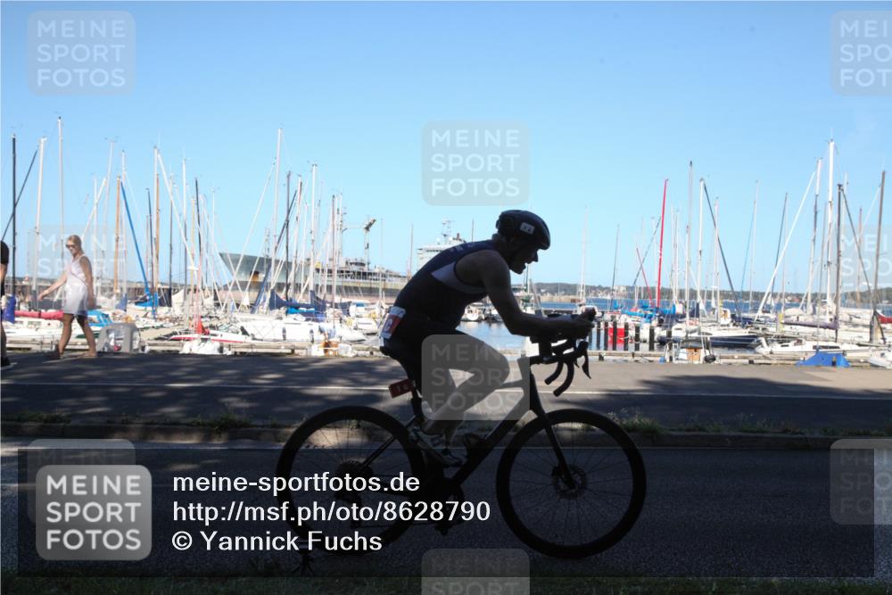 17.08.2025 - KN Förde Triathlon 2025 Yannick Fuchs http://msf.ph/oto/8628790 17.08.2025 15:49:46 Radfahren  meine-sportfotos.de
