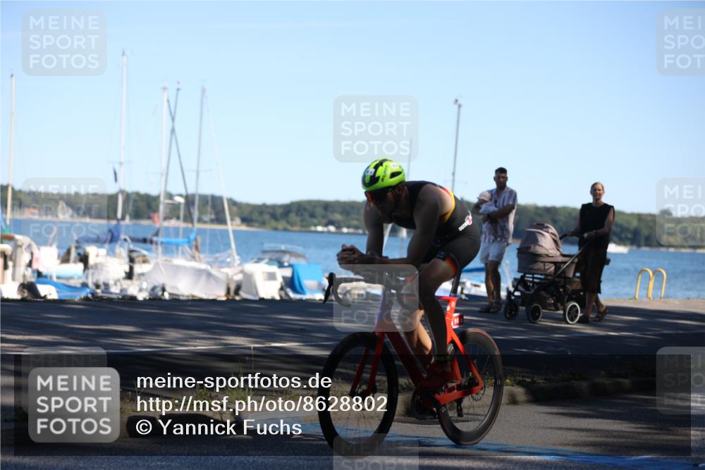 17.08.2025 - KN Förde Triathlon 2025 Yannick Fuchs http://msf.ph/oto/8628802 17.08.2025 14:54:33 Radfahren  meine-sportfotos.de