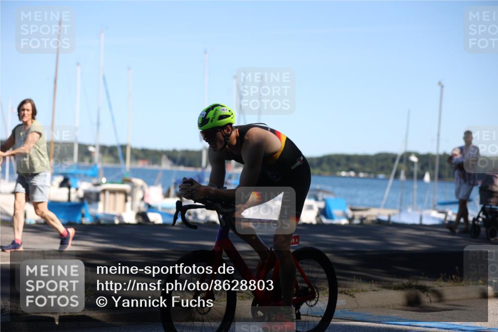 17.08.2025 - KN Förde Triathlon 2025 Yannick Fuchs http://msf.ph/oto/8628803 17.08.2025 14:54:33 Radfahren 16 meine-sportfotos.de