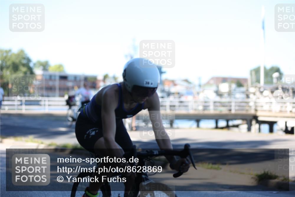 17.08.2025 - KN Förde Triathlon 2025 Yannick Fuchs http://msf.ph/oto/8628869 17.08.2025 15:05:25 Radfahren  meine-sportfotos.de
