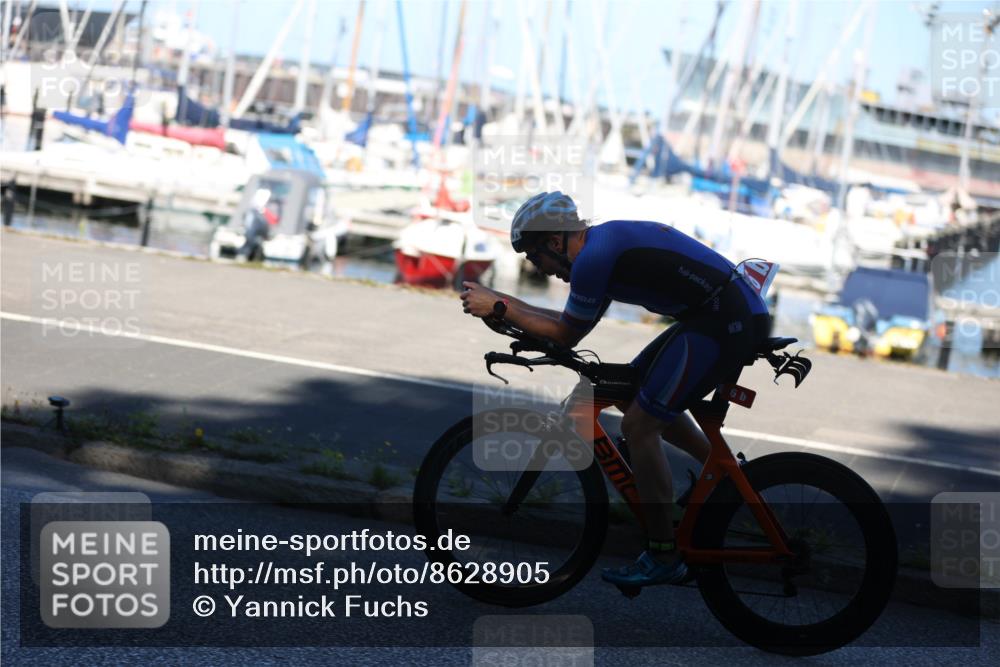 17.08.2025 - KN Förde Triathlon 2025 Yannick Fuchs http://msf.ph/oto/8628905 17.08.2025 15:18:31 Radfahren  meine-sportfotos.de