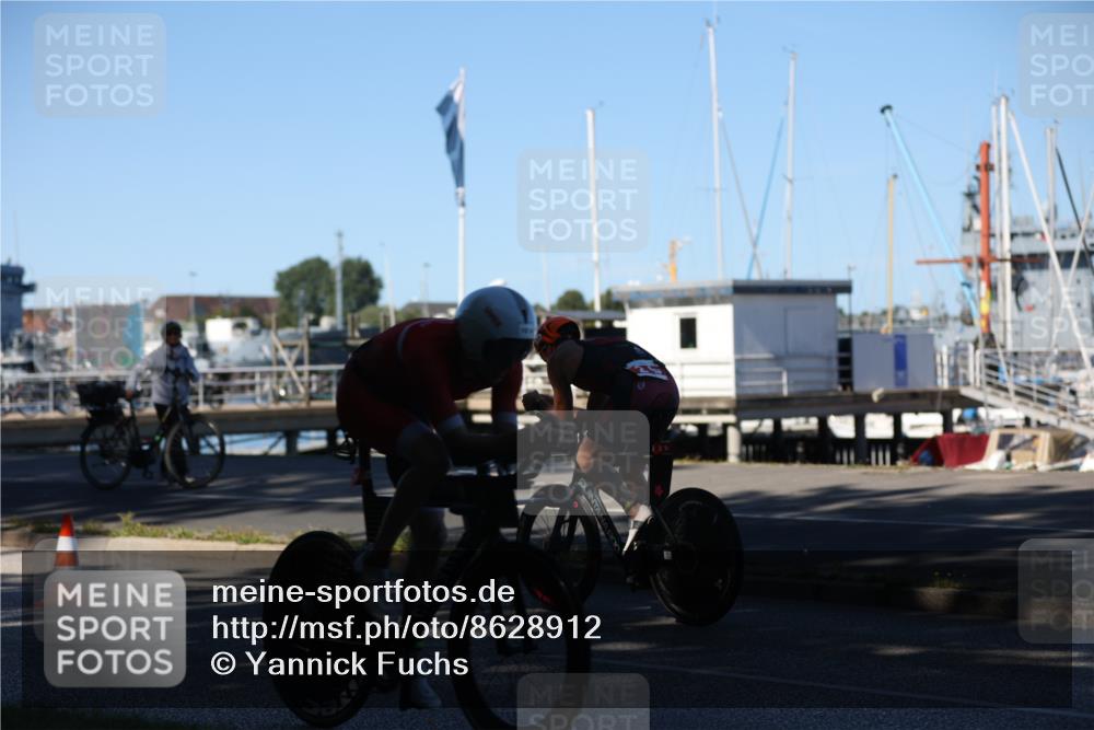 17.08.2025 - KN Förde Triathlon 2025 Yannick Fuchs http://msf.ph/oto/8628912 17.08.2025 15:19:18 Radfahren  meine-sportfotos.de