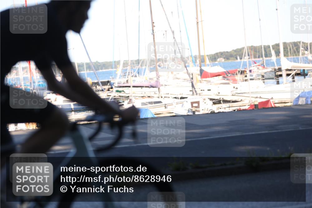 17.08.2025 - KN Förde Triathlon 2025 Yannick Fuchs http://msf.ph/oto/8628946 17.08.2025 15:20:57 Radfahren  meine-sportfotos.de