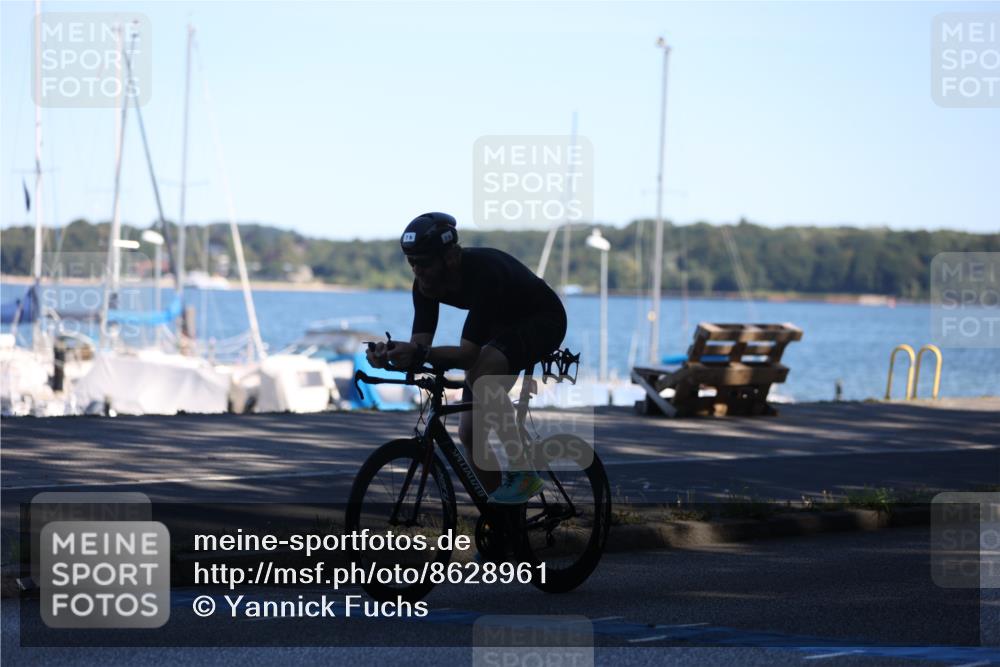 17.08.2025 - KN Förde Triathlon 2025 Yannick Fuchs http://msf.ph/oto/8628961 17.08.2025 15:21:09 Radfahren  meine-sportfotos.de