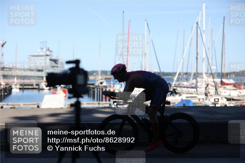 17.08.2025 - KN Förde Triathlon 2025 Yannick Fuchs http://msf.ph/oto/8628992 17.08.2025 15:22:04 Radfahren  meine-sportfotos.de