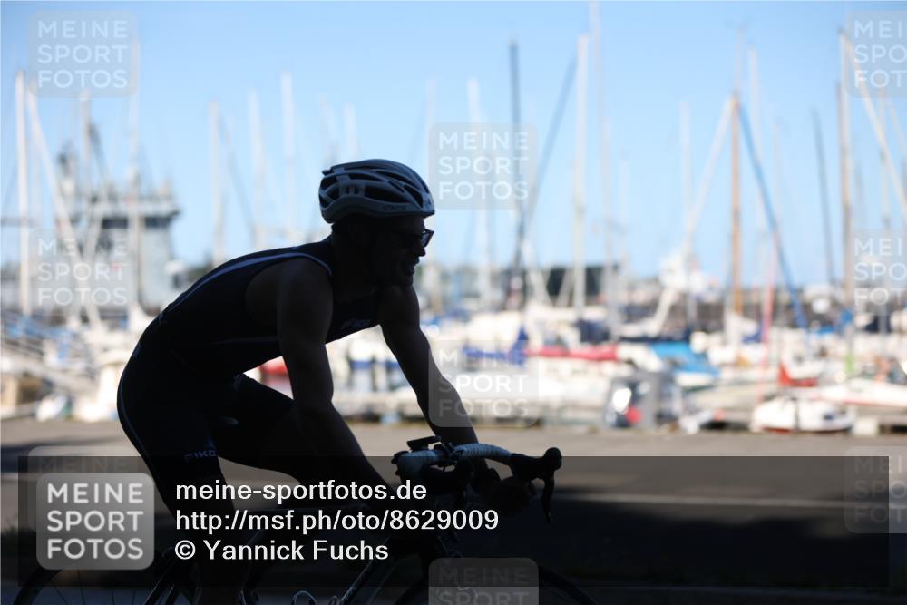 17.08.2025 - KN Förde Triathlon 2025 Yannick Fuchs http://msf.ph/oto/8629009 17.08.2025 15:23:27 Radfahren  meine-sportfotos.de