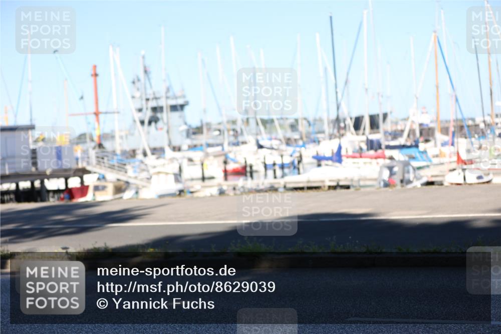 17.08.2025 - KN Förde Triathlon 2025 Yannick Fuchs http://msf.ph/oto/8629039 17.08.2025 15:26:17 Radfahren  meine-sportfotos.de