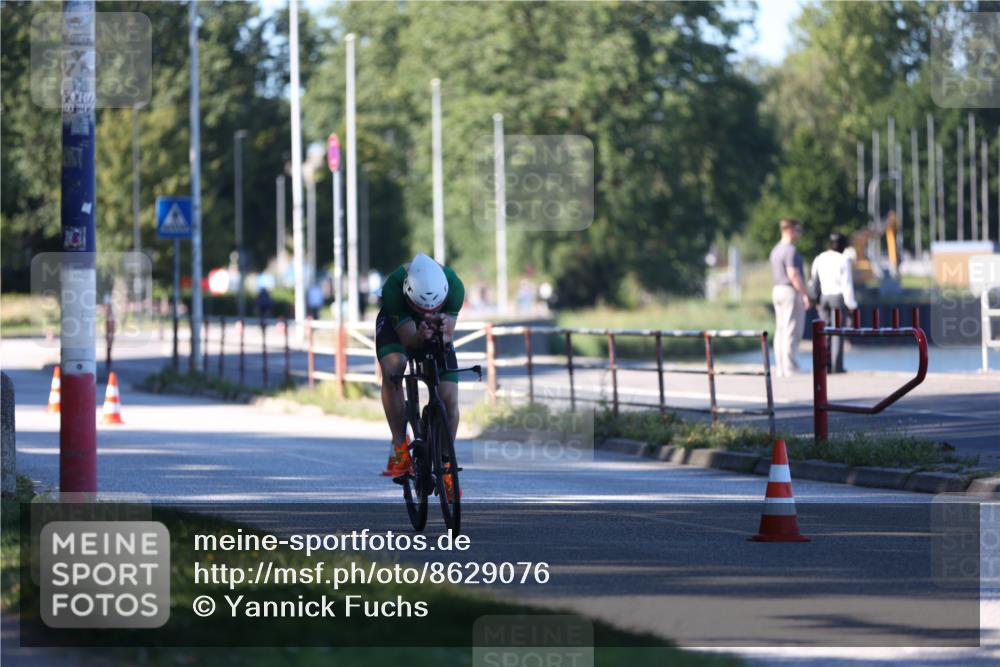 17.08.2025 - KN Förde Triathlon 2025 Yannick Fuchs http://msf.ph/oto/8629076 17.08.2025 15:29:31 Radfahren  meine-sportfotos.de