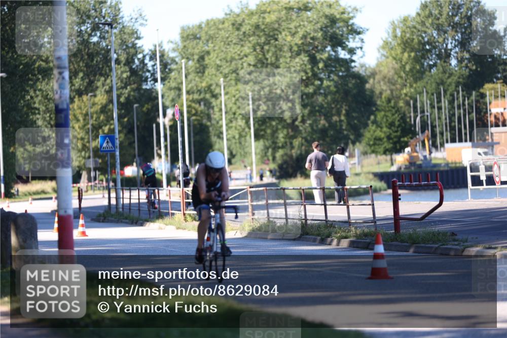 17.08.2025 - KN Förde Triathlon 2025 Yannick Fuchs http://msf.ph/oto/8629084 17.08.2025 15:29:50 Radfahren  meine-sportfotos.de