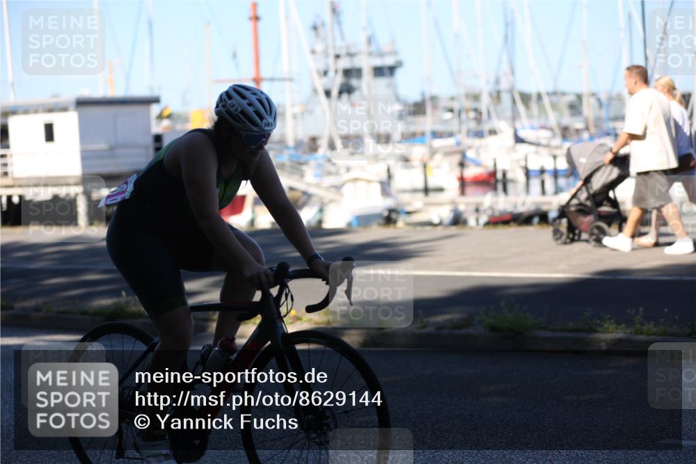 17.08.2025 - KN Förde Triathlon 2025 Yannick Fuchs http://msf.ph/oto/8629144 17.08.2025 15:34:06 Radfahren  meine-sportfotos.de