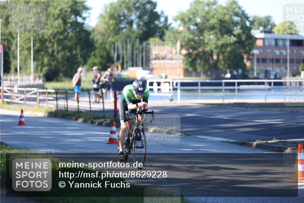 17.08.2025 - KN Förde Triathlon 2025 Yannick Fuchs http://msf.ph/oto/8629228 17.08.2025 15:40:54 Radfahren  meine-sportfotos.de