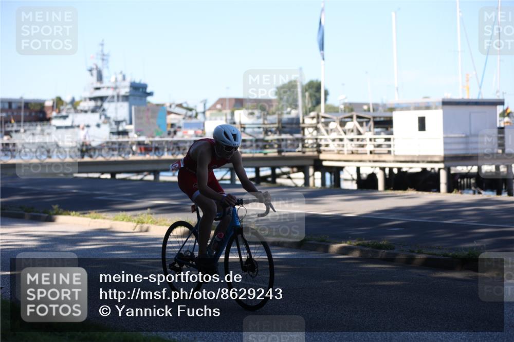 17.08.2025 - KN Förde Triathlon 2025 Yannick Fuchs http://msf.ph/oto/8629243 17.08.2025 15:41:43 Radfahren  meine-sportfotos.de