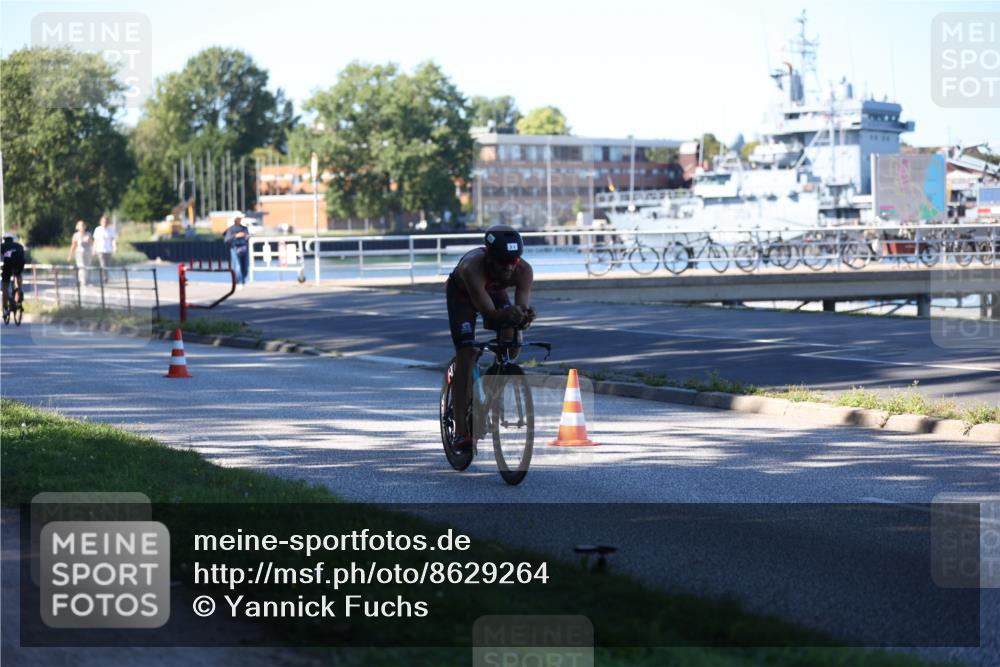 17.08.2025 - KN Förde Triathlon 2025 Yannick Fuchs http://msf.ph/oto/8629264 17.08.2025 15:45:09 Radfahren  meine-sportfotos.de