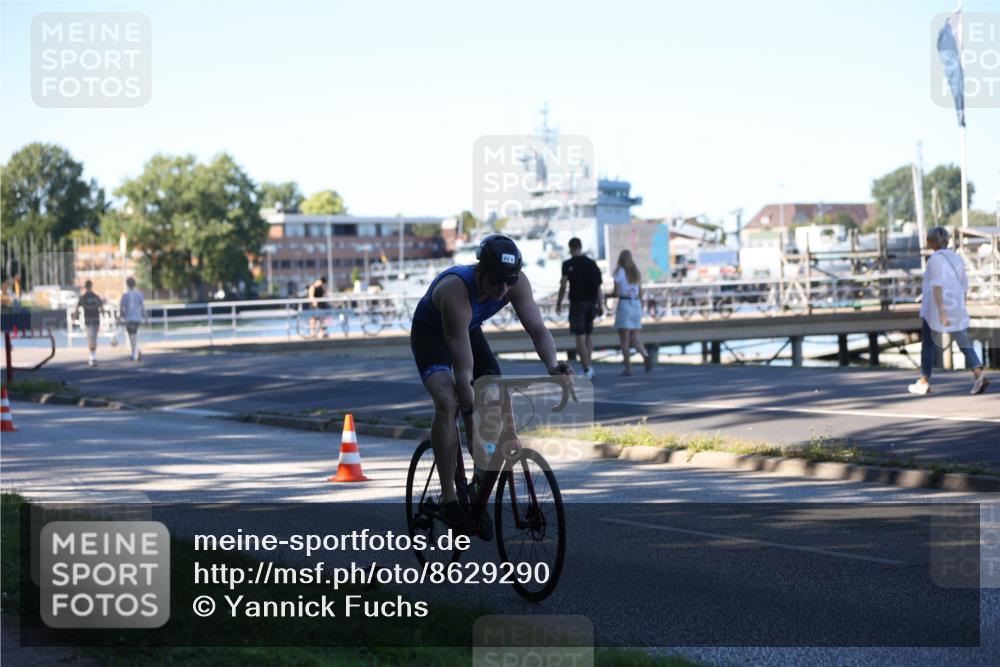 17.08.2025 - KN Förde Triathlon 2025 Yannick Fuchs http://msf.ph/oto/8629290 17.08.2025 15:47:43 Radfahren  meine-sportfotos.de