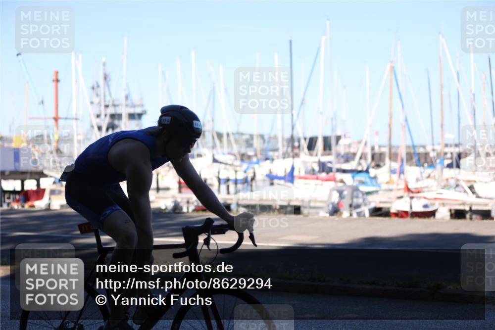 17.08.2025 - KN Förde Triathlon 2025 Yannick Fuchs http://msf.ph/oto/8629294 17.08.2025 15:47:43 Radfahren  meine-sportfotos.de