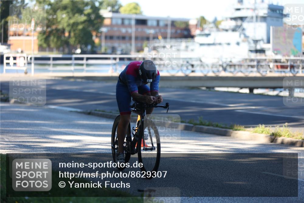 17.08.2025 - KN Förde Triathlon 2025 Yannick Fuchs http://msf.ph/oto/8629307 17.08.2025 15:50:25 Radfahren  meine-sportfotos.de
