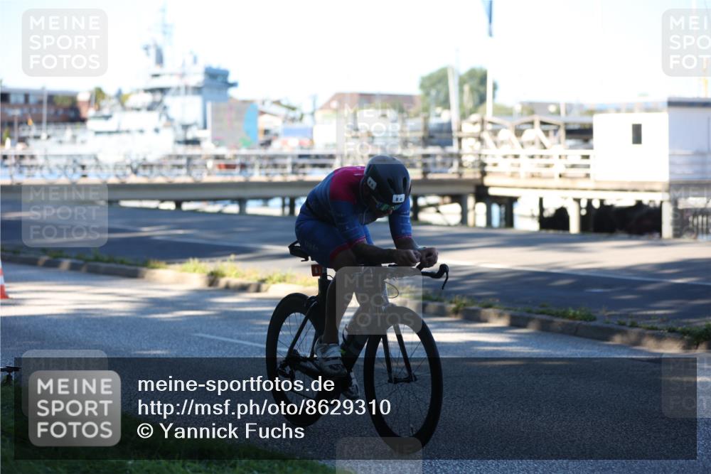 17.08.2025 - KN Förde Triathlon 2025 Yannick Fuchs http://msf.ph/oto/8629310 17.08.2025 15:50:25 Radfahren  meine-sportfotos.de