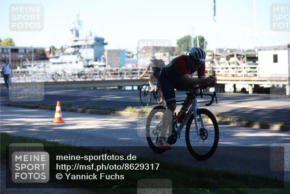 17.08.2025 - KN Förde Triathlon 2025 Yannick Fuchs http://msf.ph/oto/8629317 17.08.2025 15:53:19 Radfahren  meine-sportfotos.de