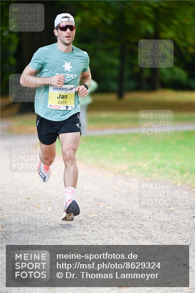31.08.2025 - 21. Blankeneser Heldenlauf Dr. Thomas Lammeyer http://msf.ph/oto/8629324 31.08.2025 10:03:27 Laufen 2374 meine-sportfotos.de