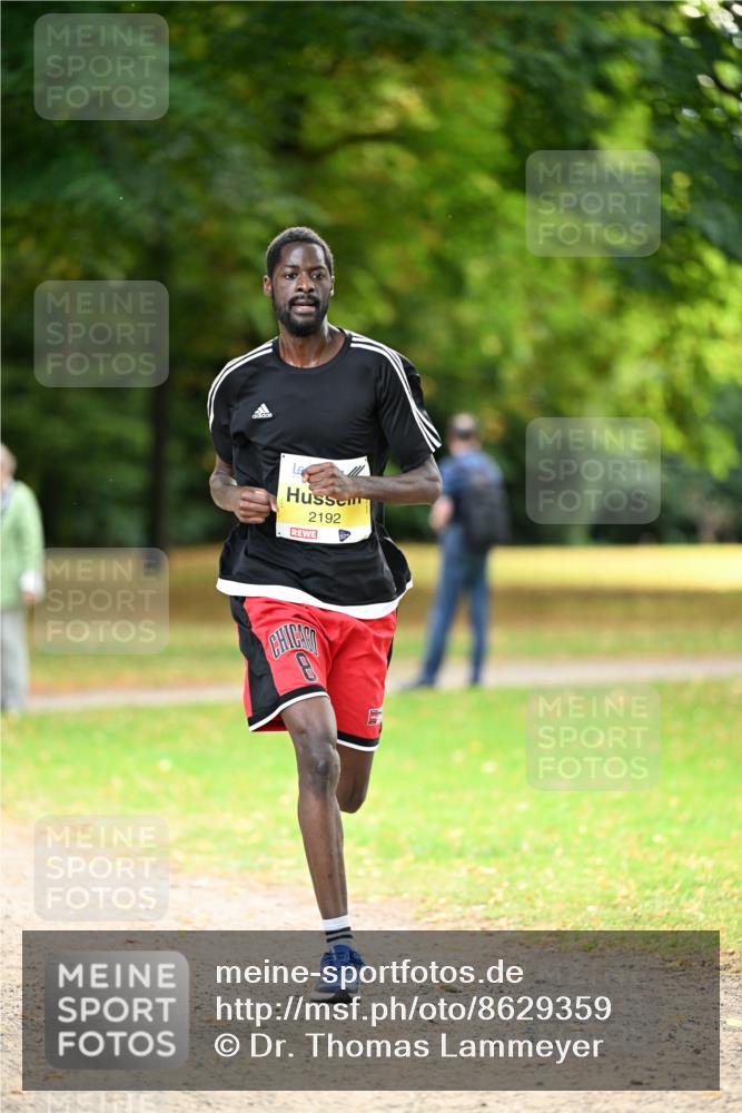 31.08.2025 - 21. Blankeneser Heldenlauf Dr. Thomas Lammeyer http://msf.ph/oto/8629359 31.08.2025 10:04:12 Laufen 2192 meine-sportfotos.de