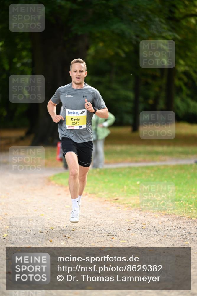 31.08.2025 - 21. Blankeneser Heldenlauf Dr. Thomas Lammeyer http://msf.ph/oto/8629382 31.08.2025 10:04:27 Laufen 2675 meine-sportfotos.de