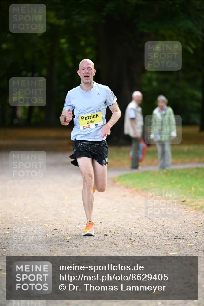 31.08.2025 - 21. Blankeneser Heldenlauf Dr. Thomas Lammeyer http://msf.ph/oto/8629405 31.08.2025 10:04:38 Laufen 2382 meine-sportfotos.de
