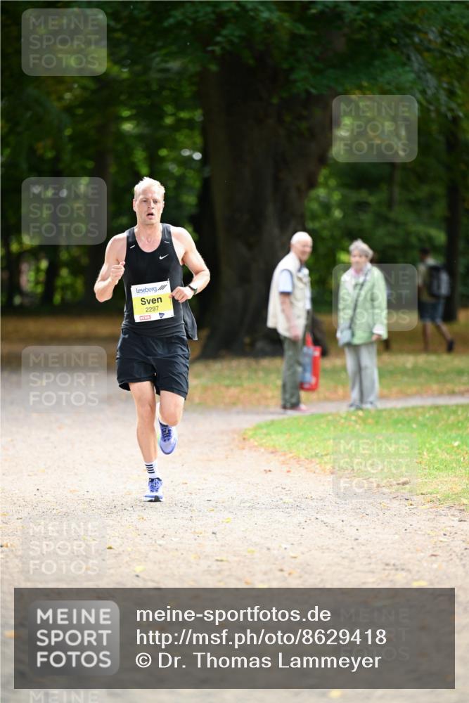 31.08.2025 - 21. Blankeneser Heldenlauf Dr. Thomas Lammeyer http://msf.ph/oto/8629418 31.08.2025 10:04:51 Laufen 2297 meine-sportfotos.de
