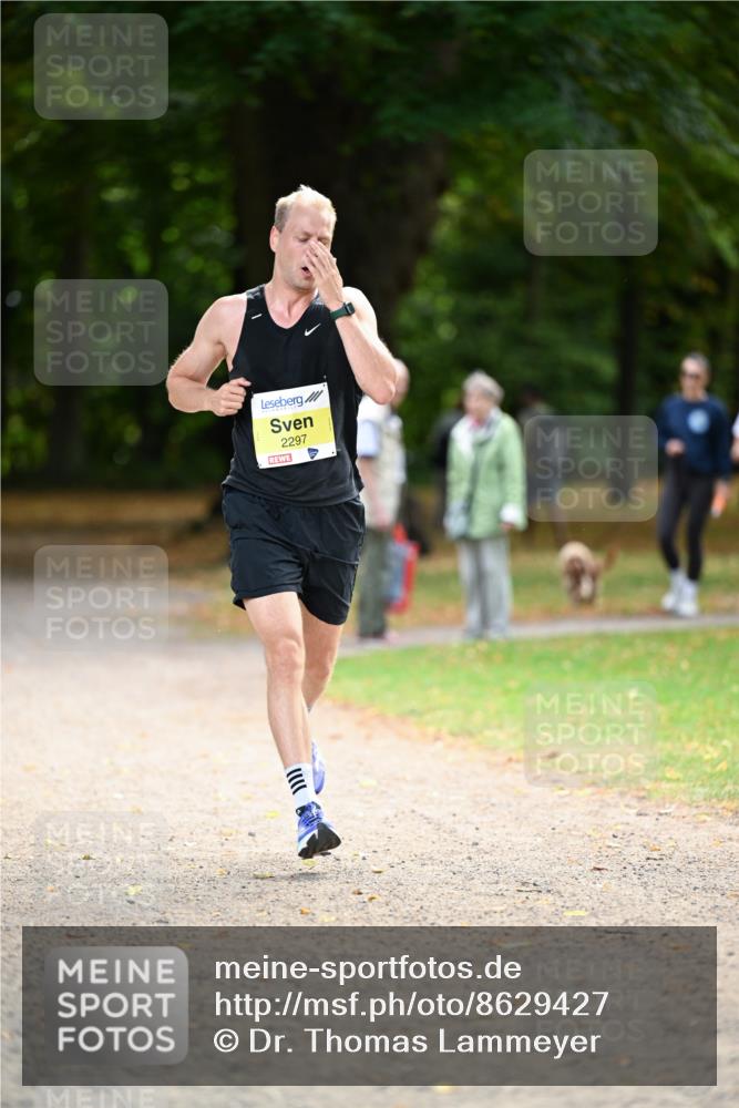31.08.2025 - 21. Blankeneser Heldenlauf Dr. Thomas Lammeyer http://msf.ph/oto/8629427 31.08.2025 10:04:53 Laufen 2297 meine-sportfotos.de