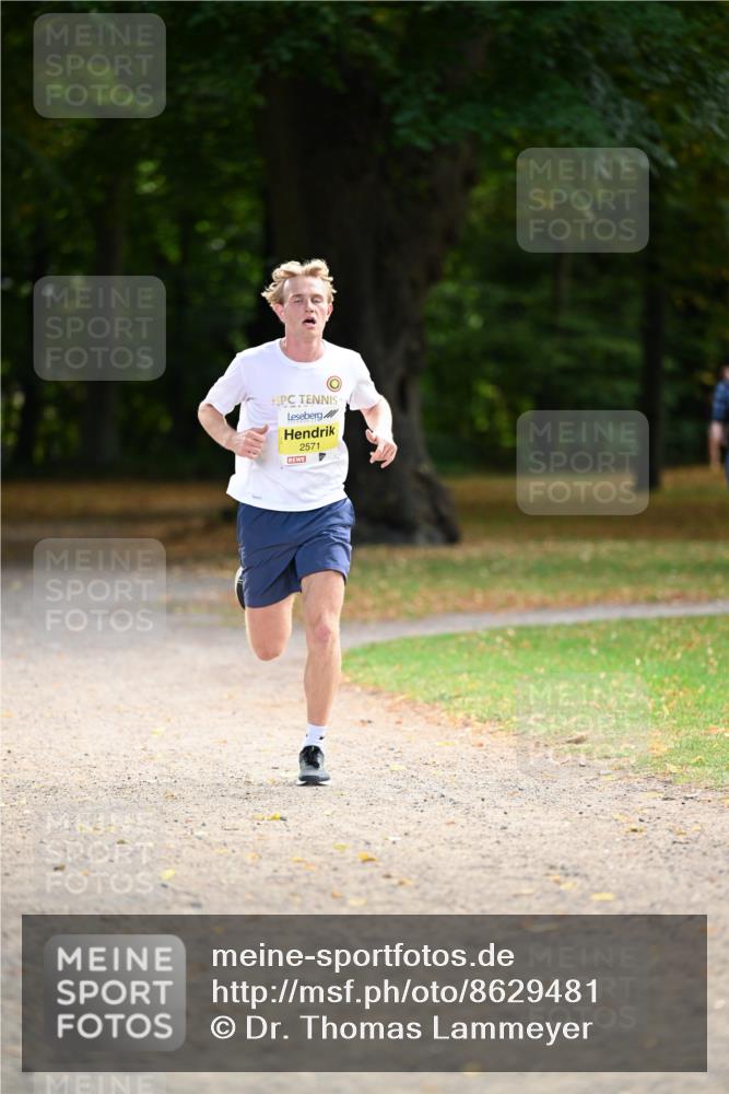 31.08.2025 - 21. Blankeneser Heldenlauf Dr. Thomas Lammeyer http://msf.ph/oto/8629481 31.08.2025 10:06:00 Laufen 2571 meine-sportfotos.de